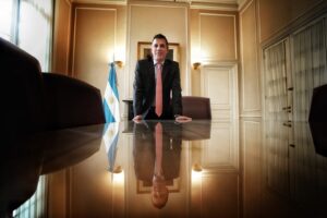 El jefe de los abogados del Gobierno habla sobre el fallo de YPF: «Desaparece el mayor riesgo legal que tenía el Estado argentino»